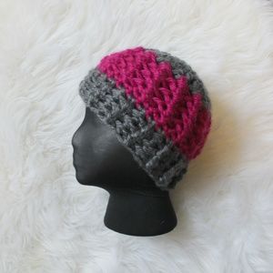 Crochet Knit Ponytail Bun Hole Beanie Hat